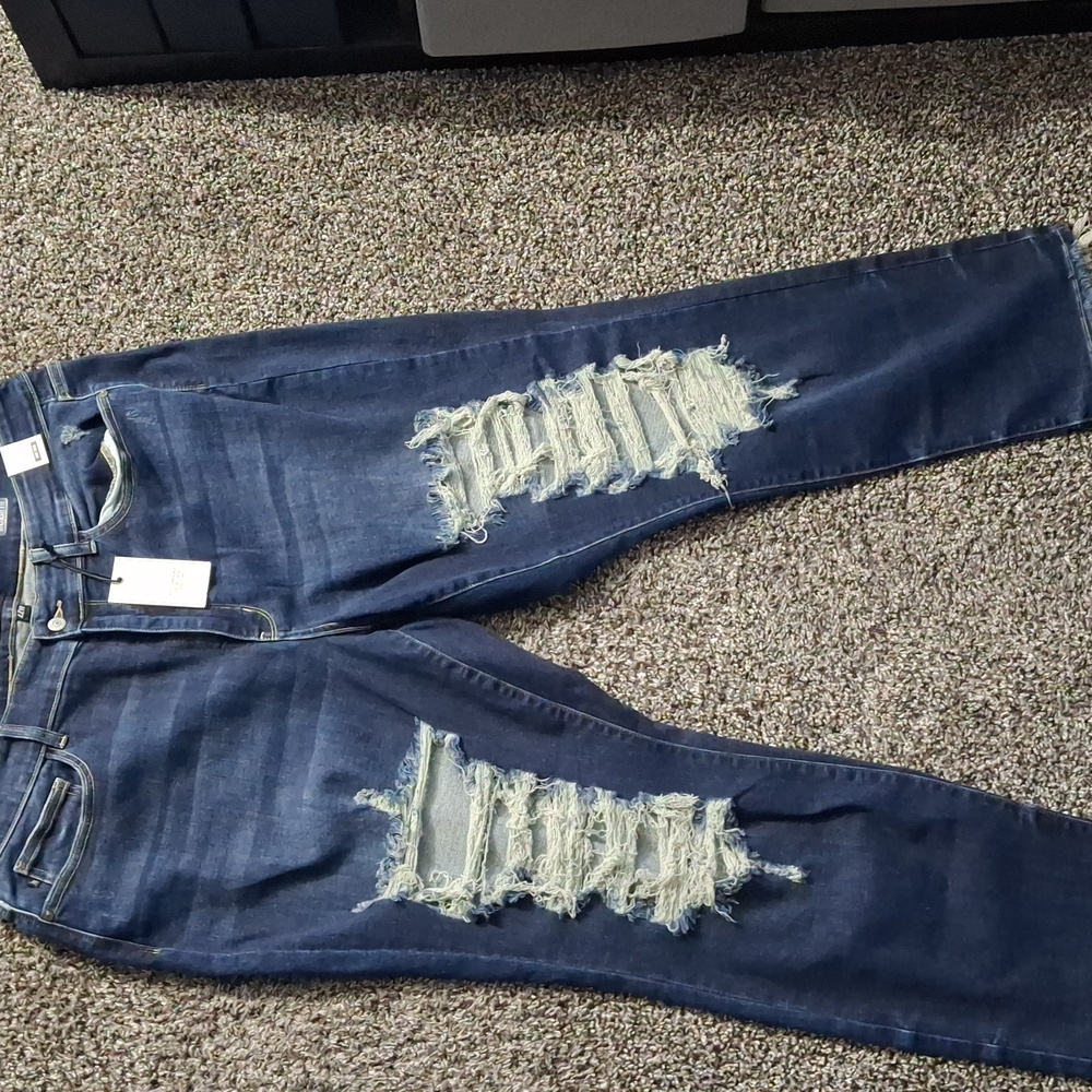 Judy Blue 22W Straight Fit Jeans
